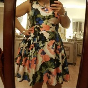 Floral dress with Pockets 😍